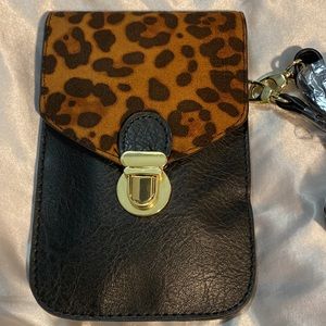 Phone touchscreen purse with adjustable strap